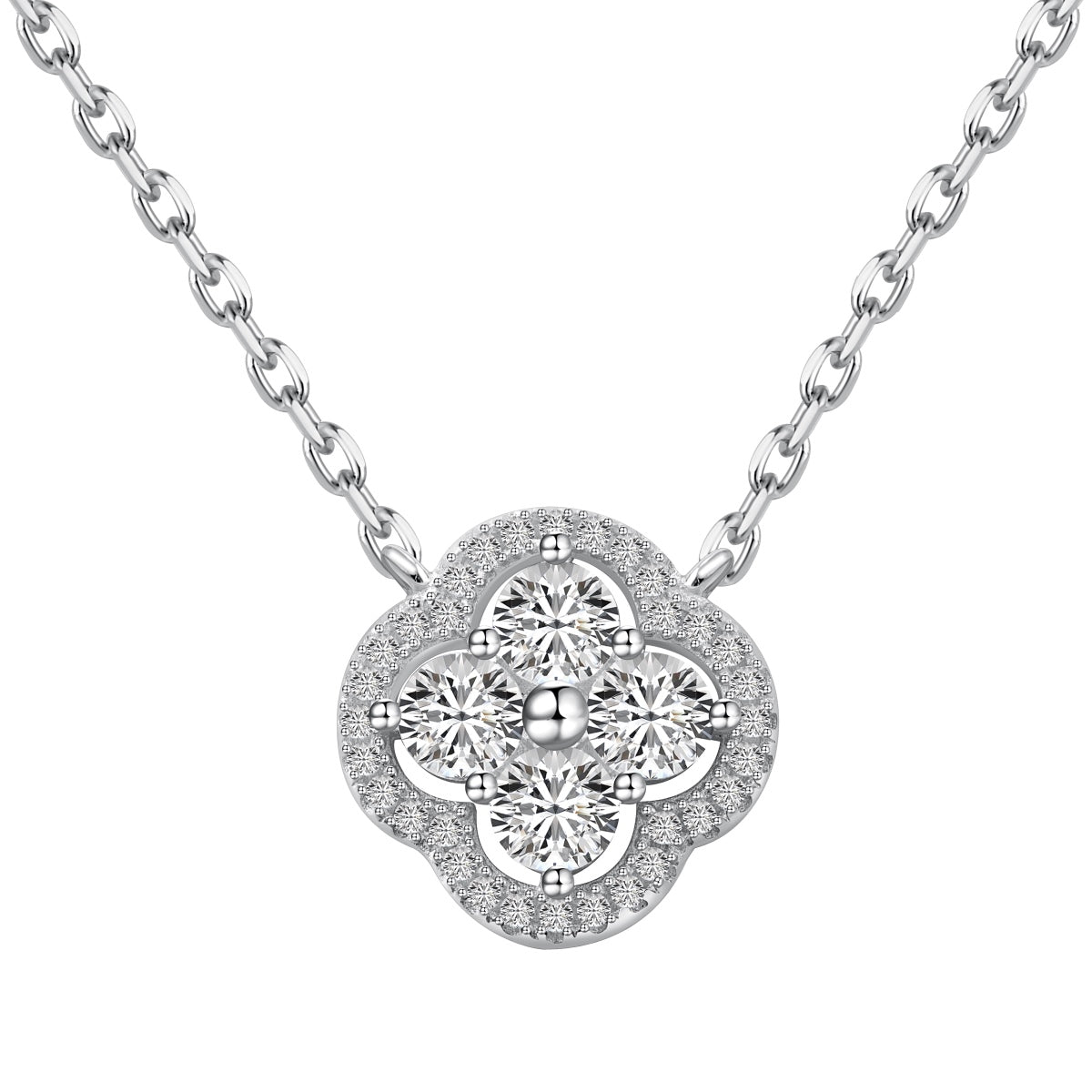 Exquisite Necklace With Four-Leaf Clover Flower Design