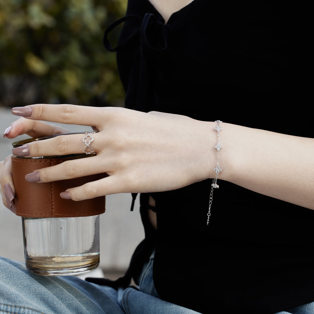 Four-Leaf Clover Hollow Butterfly Bracelet