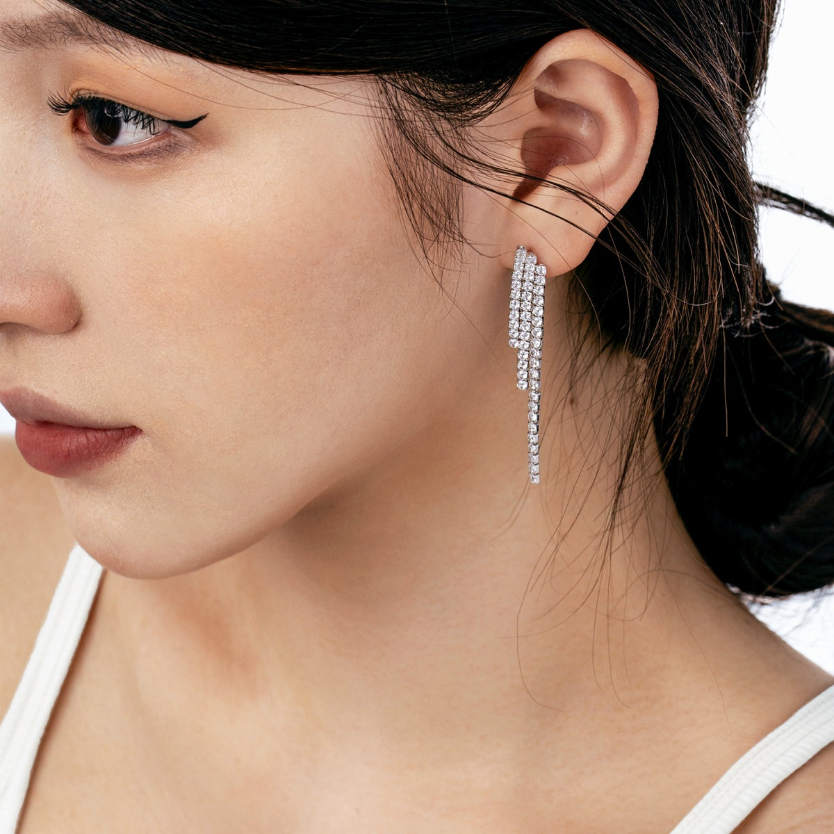 Luxurious Dainty Banquet Earrings