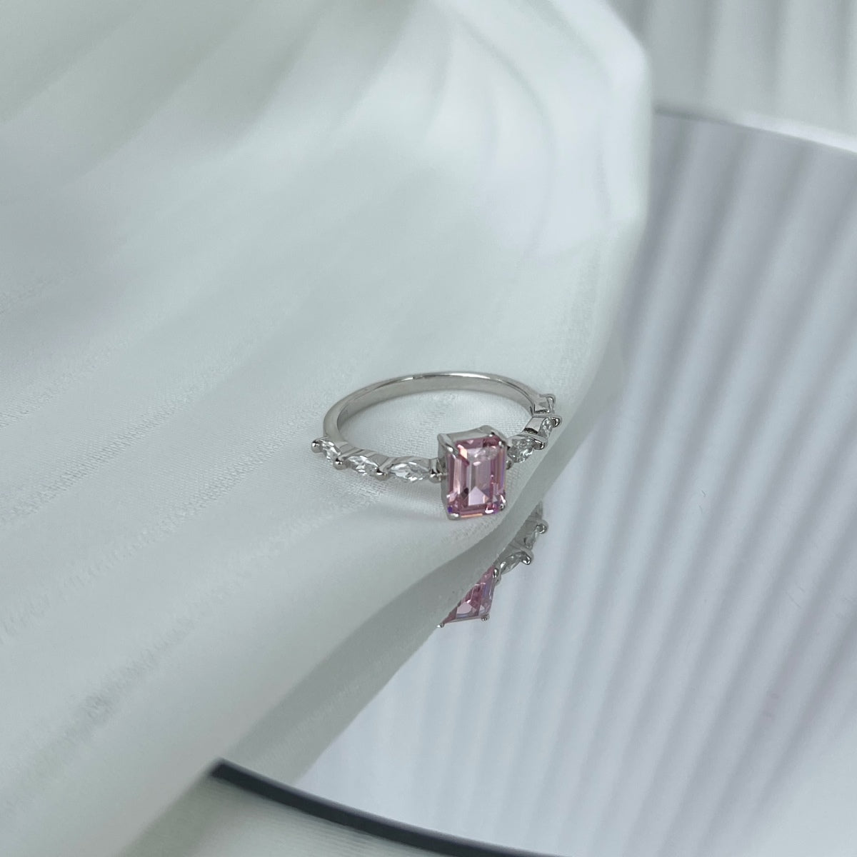 1.0 Carat Dainty Resplendent Radiant Cut Daily Ring