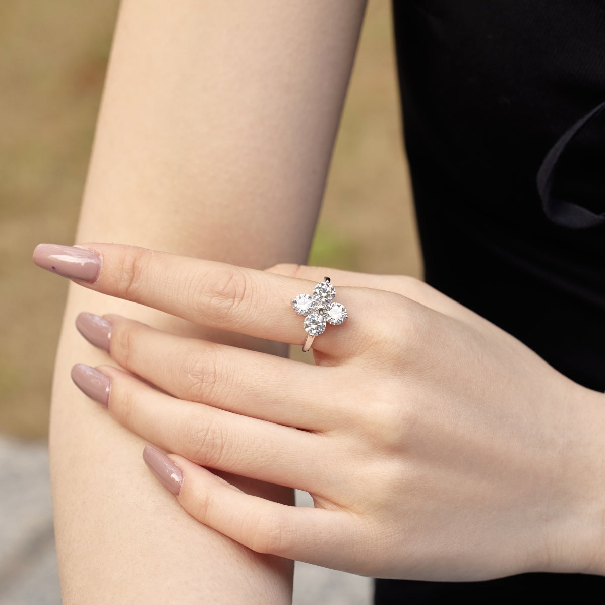 Four-Leaf Clover Eight-Pointed Star Ring