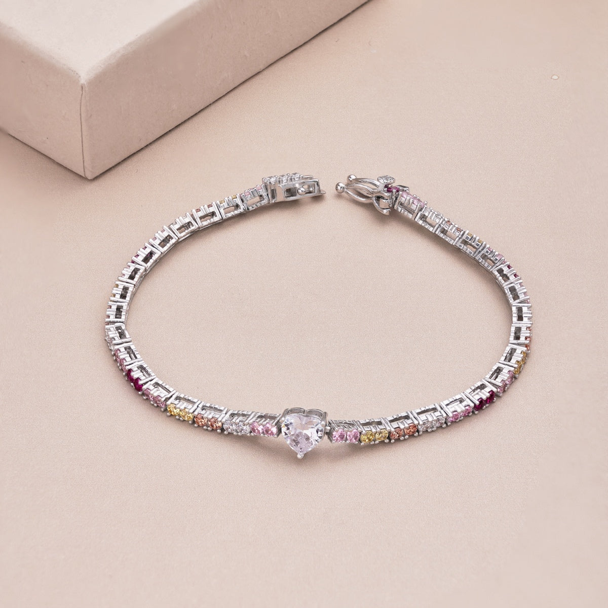 Delicate Romantic Heart Shape Lover Bracelet